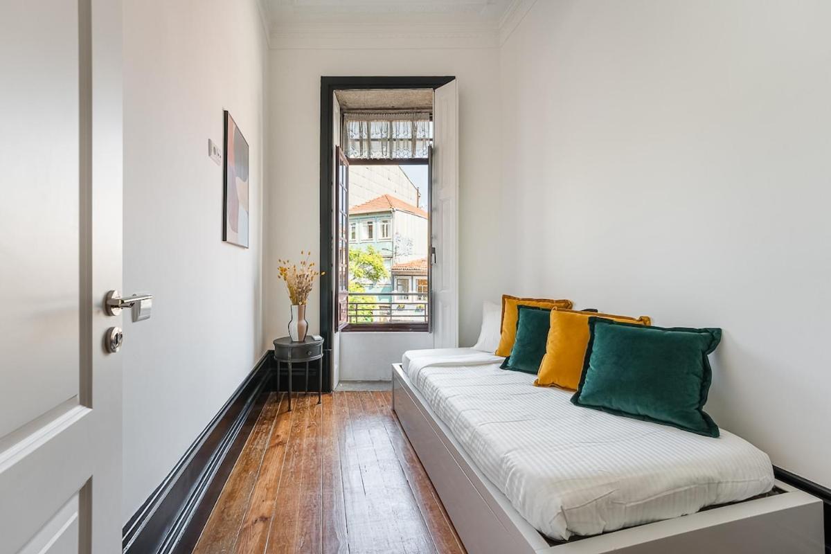 Apartment Terraced In The Heart Of - Free Parking *